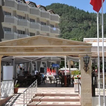 Aparthotel Selen İçmeler