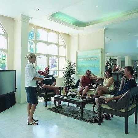 Aparthotel Selen İçmeler
