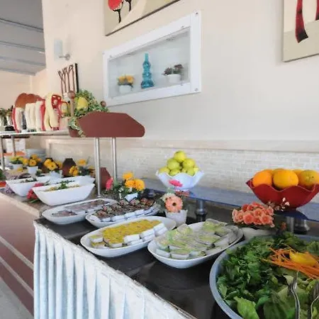 Aparthotel Selen 2*